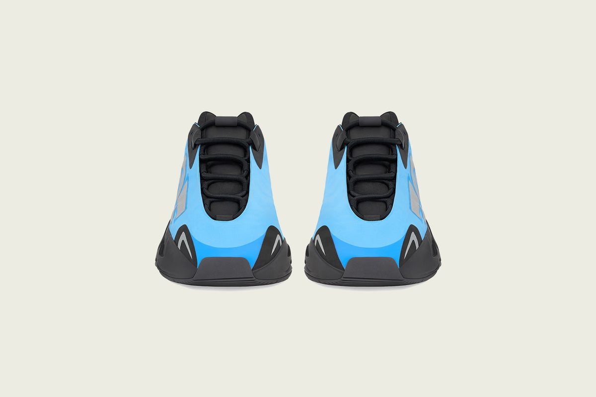 Yeezy 700 MNVN - Bright Cyan