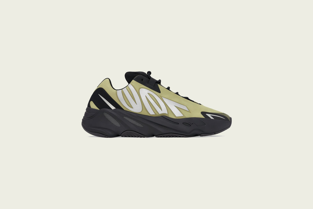Yeezy 700 MNVN - Resin